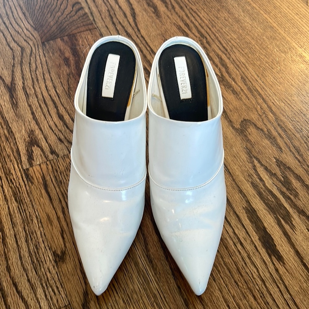 Forever 21 white Leather mule heels